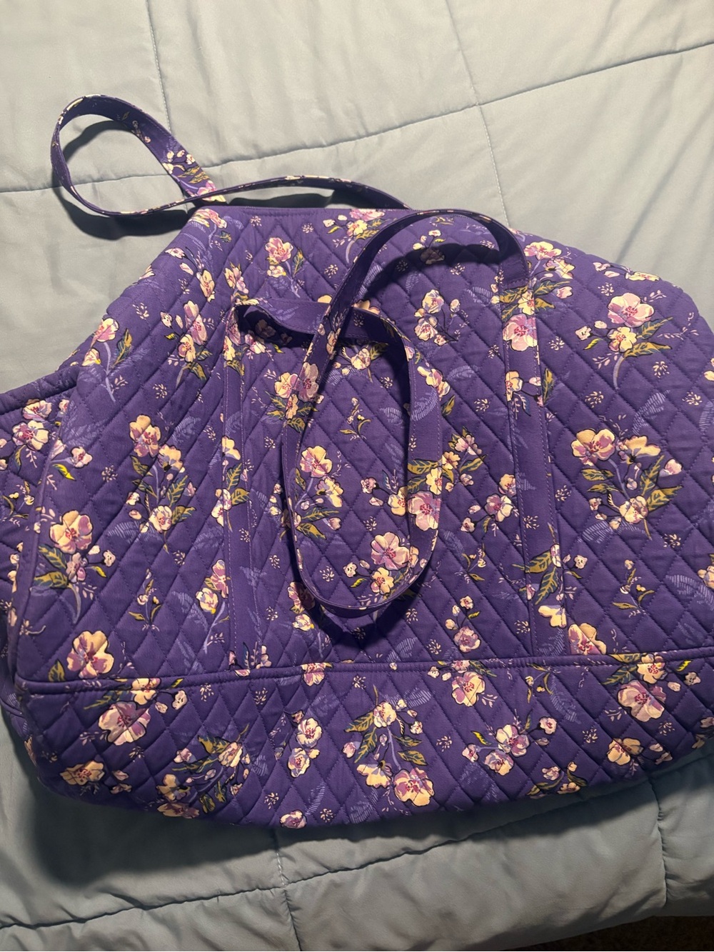 NWOT Vera Bradley Grand Traveler Duffle Weekender Bag Wild Roses Purple